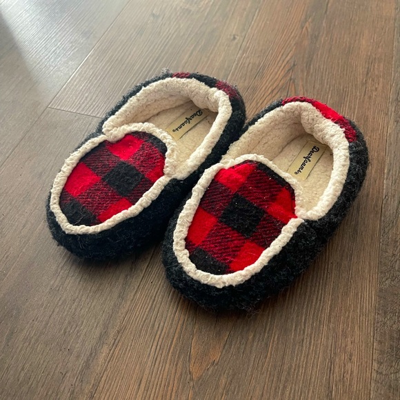 Kids Hunter Plaid Faux Shearling Slippers - Picture 1 of 4